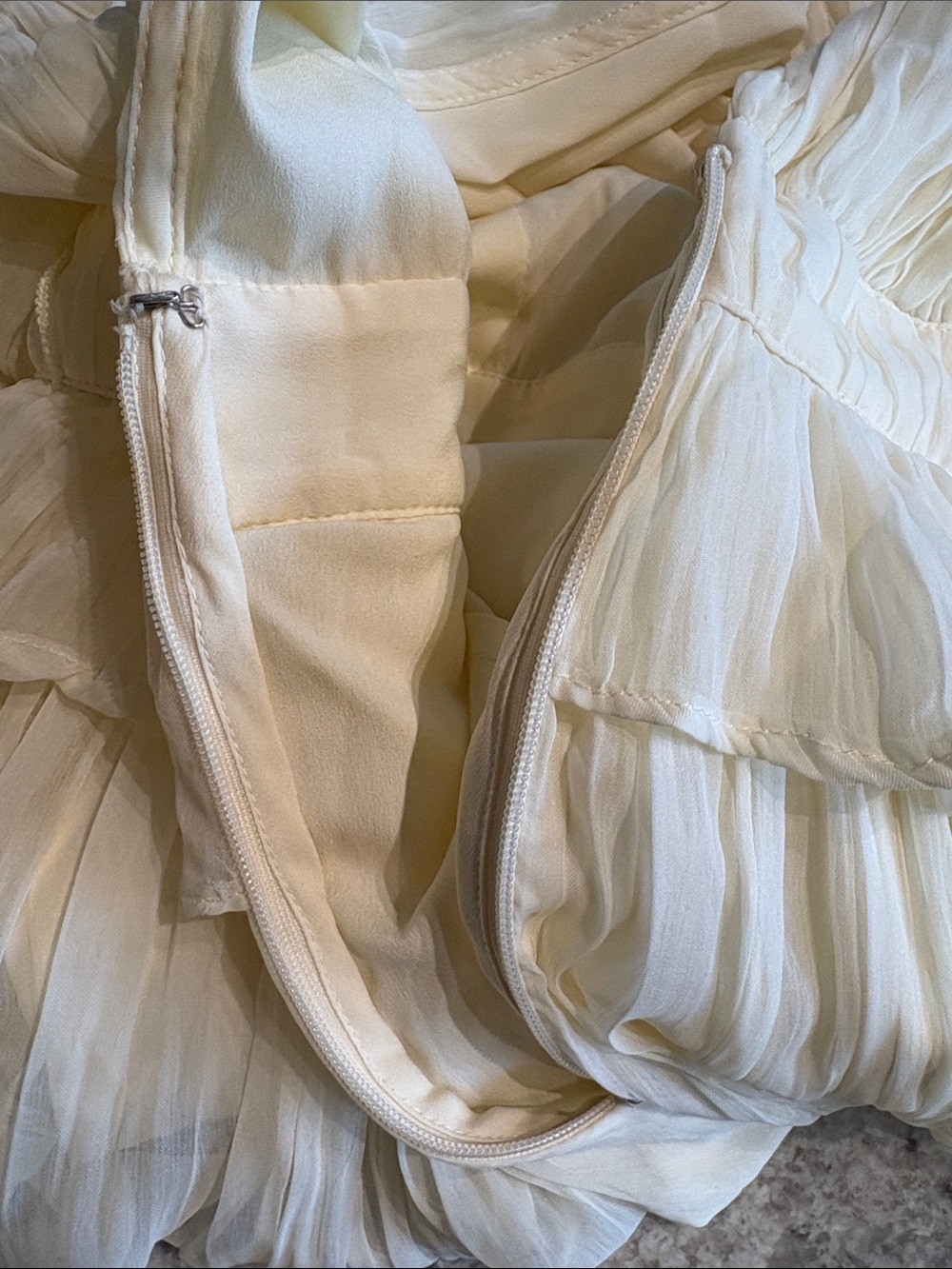ASOS DESIGN Ruched layered midi dress in cream size 4 - Picture 11 of 16